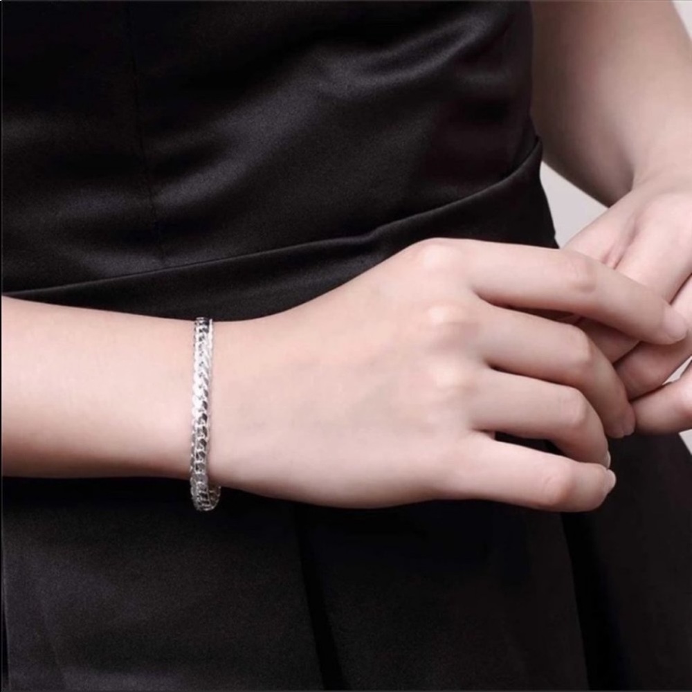 New Luxury 925 Sterling Silver Snake Bracelet - Picture 2 of 3